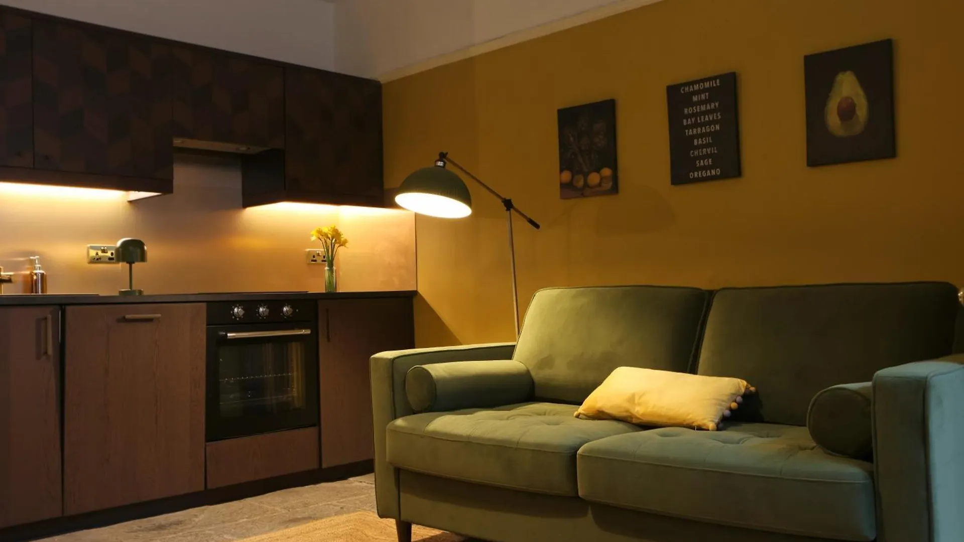 Two Bedroom Flat In Caledonia Place Bristol Appartamento
